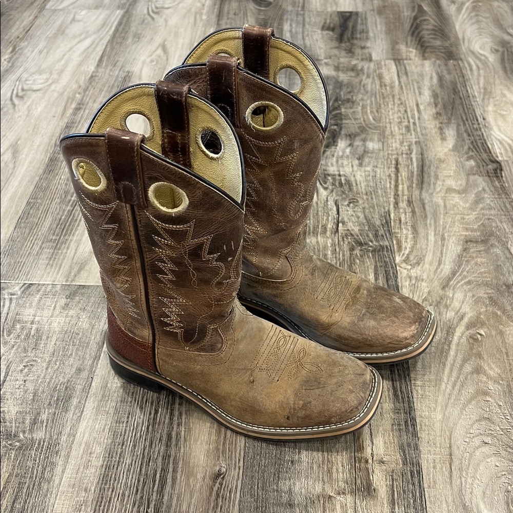 SMOKY MOUNTAIN KIDS DISTRESSED BROWN WIDE SQUARE TOE COWBOY BOOTS | SIZE 3.5